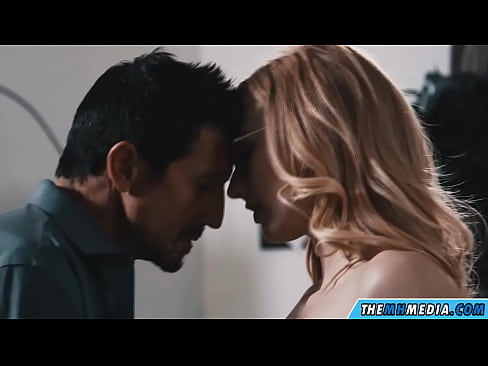 ❤️ Sexo romántico cunha rubia cachonda Vídeo porno na pornografía gl.studiya-lpg-massazha-na-metro-vodnyj-stadion.ru ☑