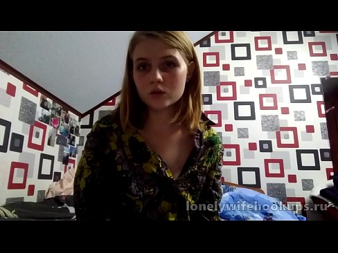 ❤️ A moza estudante rubia de Rusia gústanlle os pollos máis grandes. Vídeo porno na pornografía gl.studiya-lpg-massazha-na-metro-vodnyj-stadion.ru ☑
